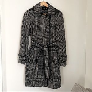 EUC Apt. 9 herringbone trench coat S